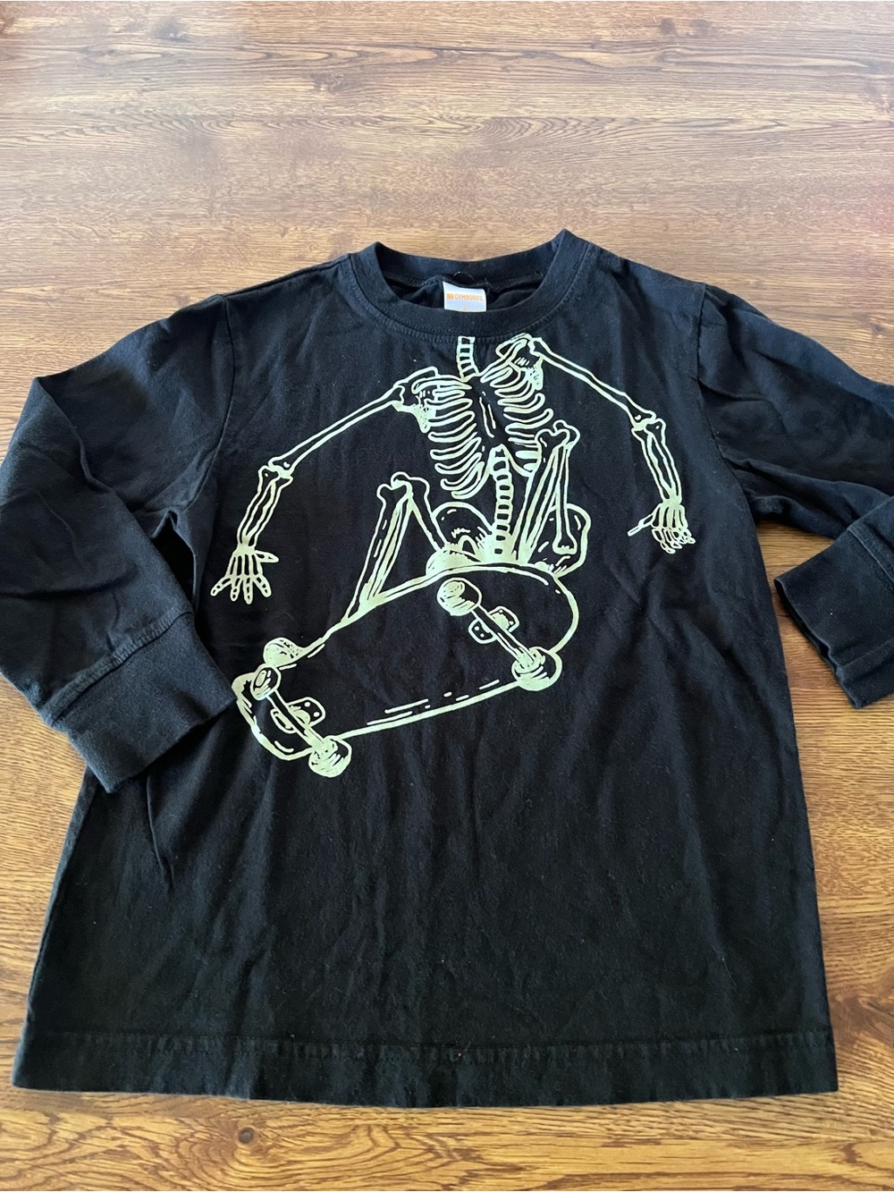 Kids size 5 Halloween black glow in the dark skeleton graphic shirt